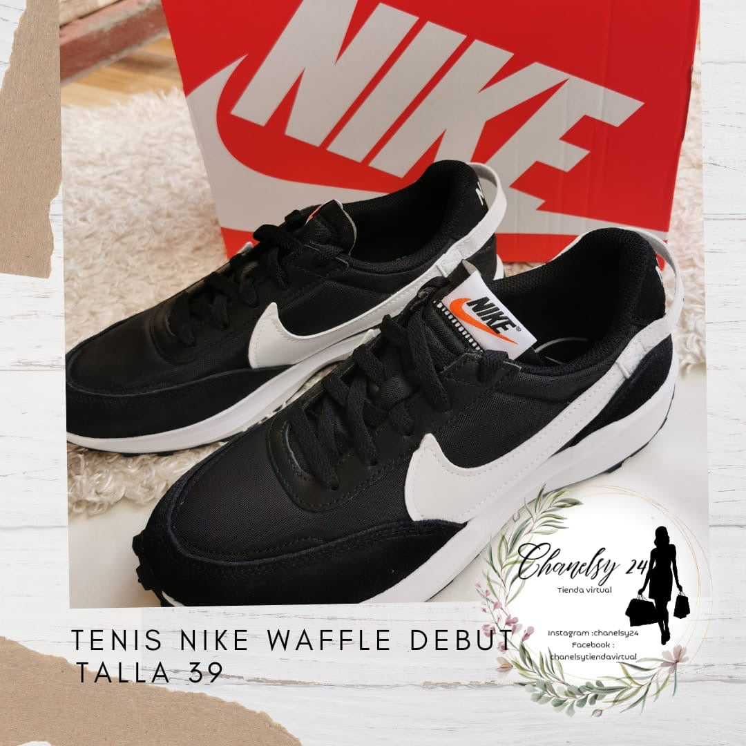 Tenis Nike de Mujer Waffle Debut