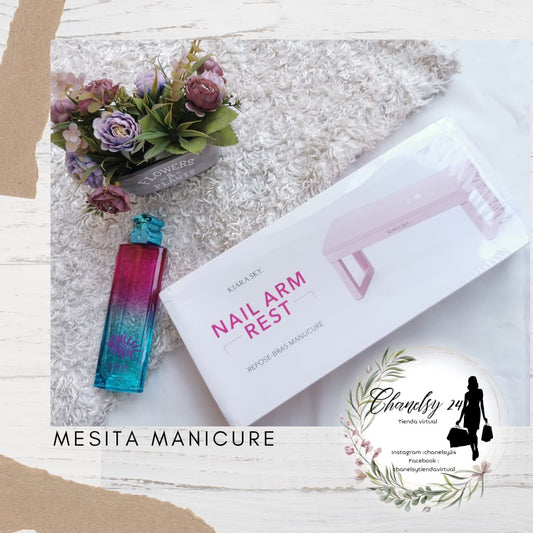 Mesa Manicure Kiara Sky